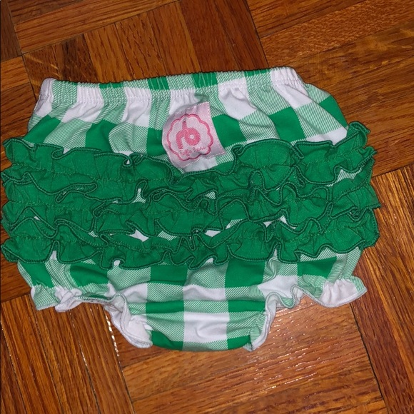 Ruffle Buns Lucky - Picture 2 of 3